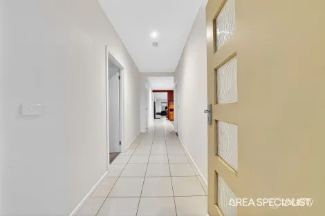 Property photo of 39 Brockwell Crescent Manor Lakes VIC 3024