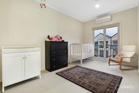 Property photo of 12 Taylor Mews Kensington VIC 3031