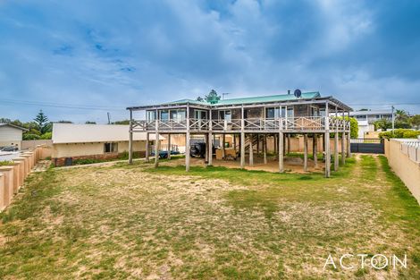 Property photo of 44 Mindarie Drive Quinns Rocks WA 6030