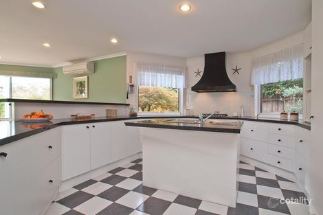 Property photo of 8 Village Close Mount Martha VIC 3934