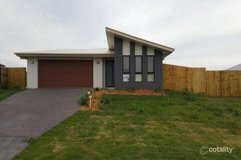 11 Newman Rd, Wyreema, QLD 4352