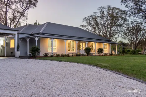 2 Apple Gate Cl, Mittagong, NSW 2575