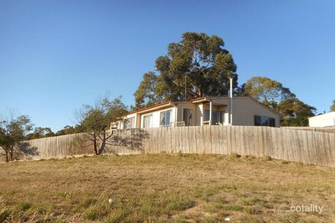 Property photo of 12 Andrew Avenue Waterford Park VIC 3658
