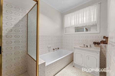 Property photo of 25 Fromhold Drive Doncaster VIC 3108