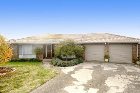 33 Cornthwaite Cres, Leopold, VIC 3224