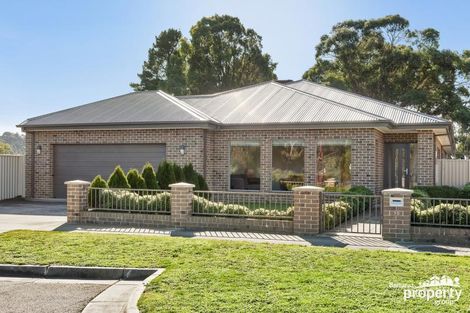 10 Carnaby Way, Canadian, VIC 3350