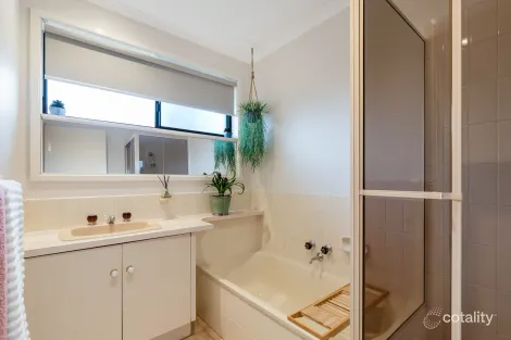 Property photo of 1 Durban Court Epping VIC 3076