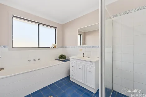 Property photo of 6 Olive Pink Crescent Banks ACT 2906
