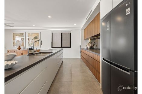 Property photo of 2/1 Nathan Street Burleigh Heads QLD 4220