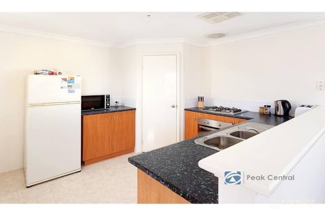 Property photo of 16/7 Barfield Road Hammond Park WA 6164