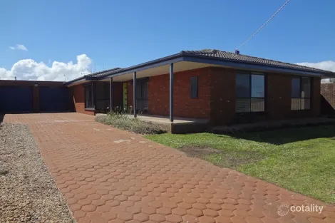 52 WHITES RD, WARRNAMBOOL, VIC 3280