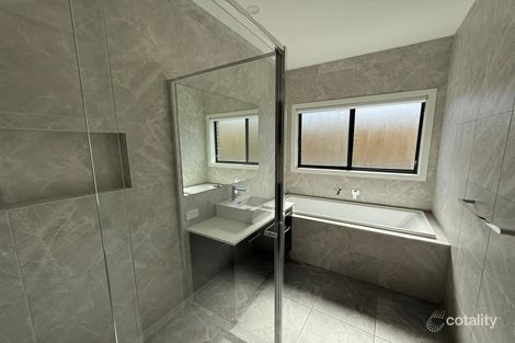 Property photo of 144 Adelong Way Bacchus Marsh VIC 3340