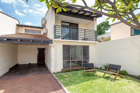 4/32 Sackville Tce, Scarborough, WA 6019