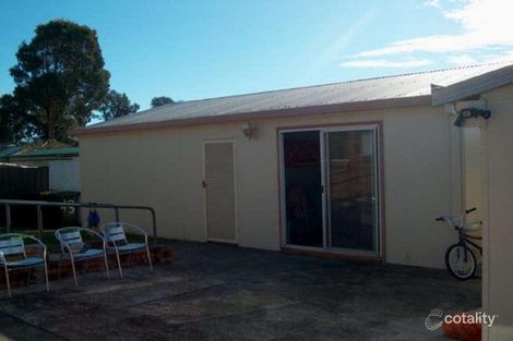 Property photo of 43 Poplar Avenue Albion Park Rail NSW 2527