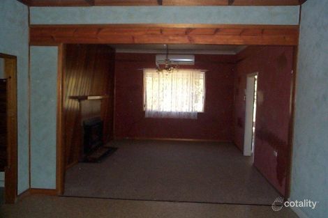 Property photo of 30 Border Street Wallangarra QLD 4383