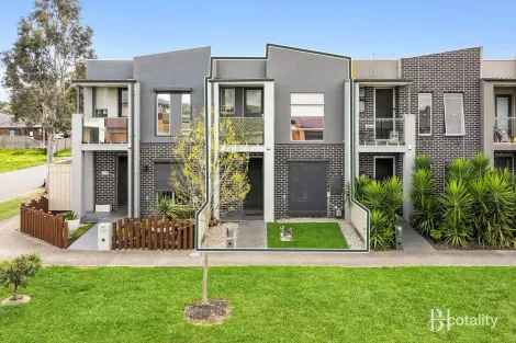 Property photo of 43 Samson Brook Drive Wallan VIC 3756
