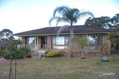 4 Garden Gr, Bateau Bay, NSW 2261