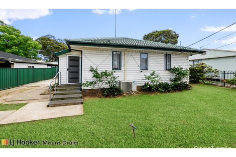 Property photo of 12 Hatherton Road Lethbridge Park NSW 2770