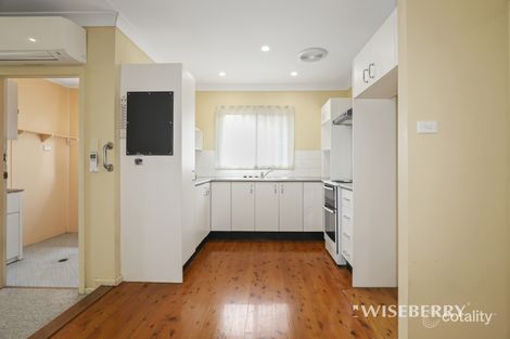 Property photo of 62 Minnamurra Road Gorokan NSW 2263
