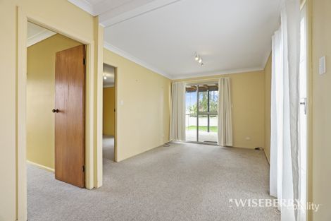 Property photo of 62 Minnamurra Road Gorokan NSW 2263