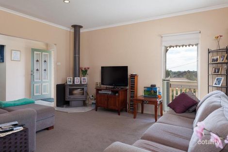 Property photo of 6 Diane Court Somerville VIC 3912