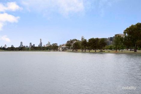 Property photo of 10/80 Queens Road Melbourne VIC 3004