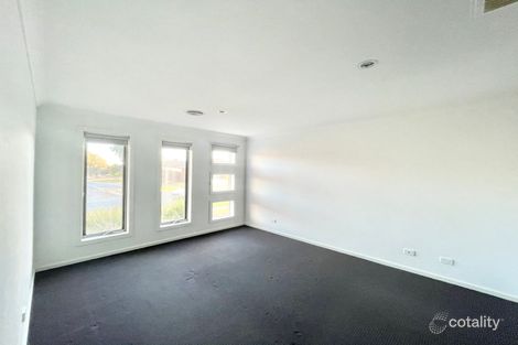 Property photo of 10 Triandra Drive Brookfield VIC 3338