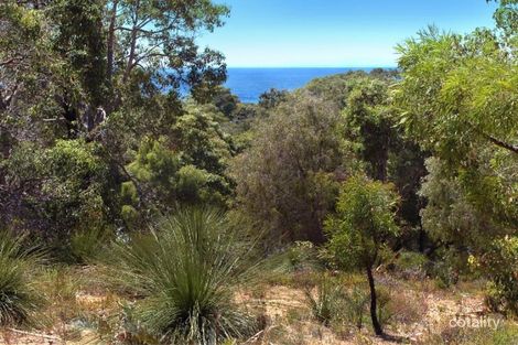 Property photo of 101 Carnarvon Castle Drive Eagle Bay WA 6281