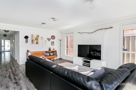 Property photo of 19 Amos Way Royal Park SA 5014