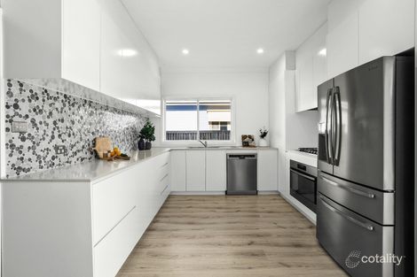 Property photo of 11 Corinda Avenue Woonona NSW 2517
