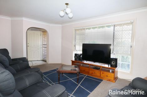 Property photo of 15 Gunyah Place Glenfield Park NSW 2650