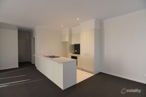 Property photo of 52 Queen Circuit Sunshine VIC 3020