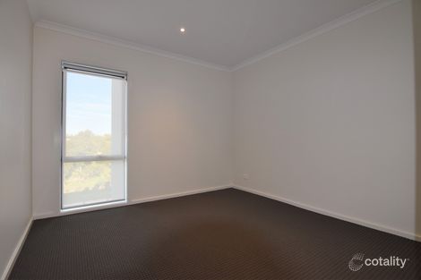 Property photo of 52 Queen Circuit Sunshine VIC 3020