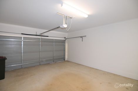 Property photo of 52 Queen Circuit Sunshine VIC 3020