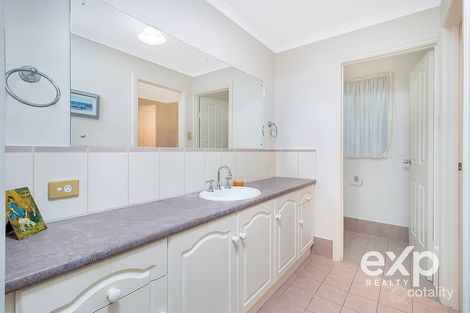 Property photo of 11 Railway Court Walkley Heights SA 5098