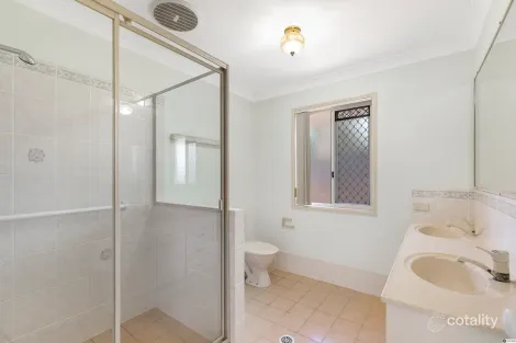 Property photo of 52 Miles Crescent Manly West QLD 4179
