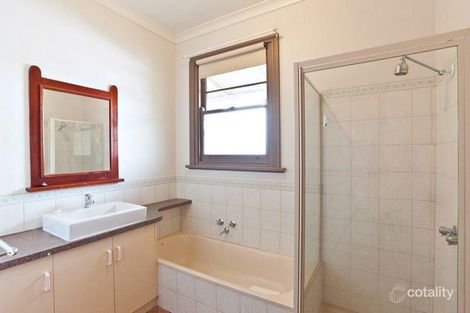 Property photo of 2/18 Glazebrook Street Ballarat East VIC 3350