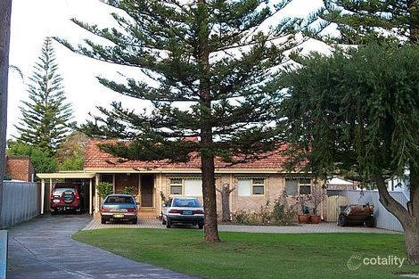 Property photo of 5 Rhyl Place Langford WA 6147