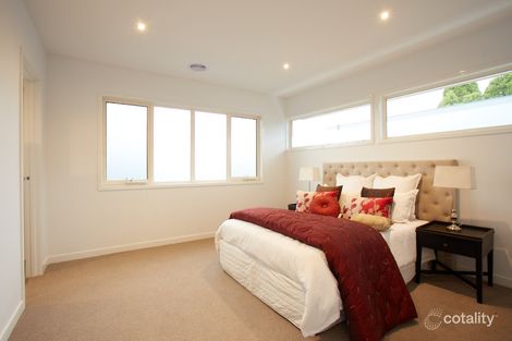 Property photo of 2/44 Mountain View Parade Rosanna VIC 3084