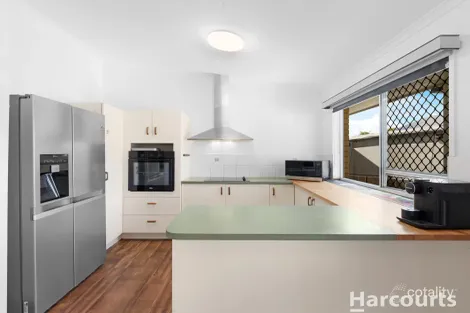 Property photo of 12 Golden Court Kawungan QLD 4655