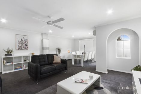 Property photo of 10 Poplar Avenue Traralgon VIC 3844