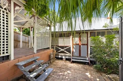 Property photo of 31 Gladstone Street Paddington QLD 4064