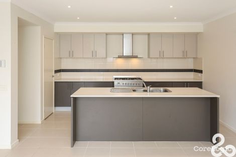 Property photo of 1 Waterlily Drive Epping VIC 3076