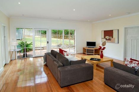 Property photo of 10 Wanawong Crescent Camberwell VIC 3124
