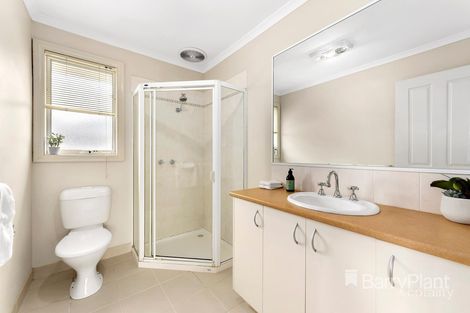Property photo of 26 Redbark Hill Circuit South Morang VIC 3752