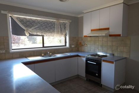 5 Wattletree Dr, Mount Helen, VIC 3350