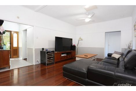 Property photo of 69 Bernecker Street Carina QLD 4152
