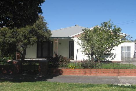 10 Lowell Ave, Kingsbury, VIC 3083