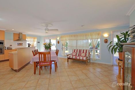 Property photo of 3 Meghan Crescent Qunaba QLD 4670