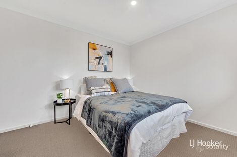 Property photo of 7 Pymble Terrace Truganina VIC 3029